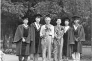 王锳：埋头苦干的语言学家